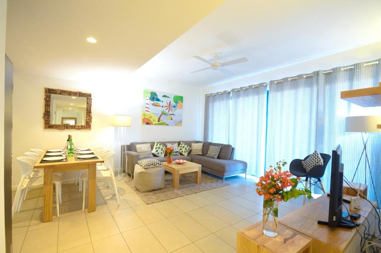 Apartment With 3 Bedrooms In Roches Noires, With Wonderful Sea View, Shared Pool, Terrace Riviere du Rempart Exterior photo