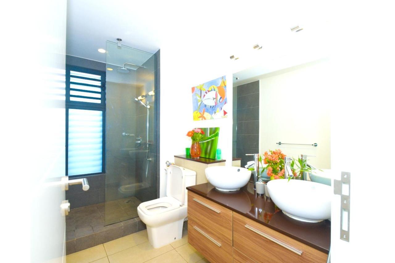 Apartment With 3 Bedrooms In Roches Noires, With Wonderful Sea View, Shared Pool, Terrace Riviere du Rempart Exterior photo